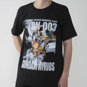 「機動戦士ガンダムフルカラーTシャツ ガンダムキュリオス」着用イメージ