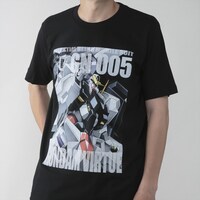 「機動戦士ガンダムフルカラーTシャツ ガンダムヴァーチェ」着用イメージ