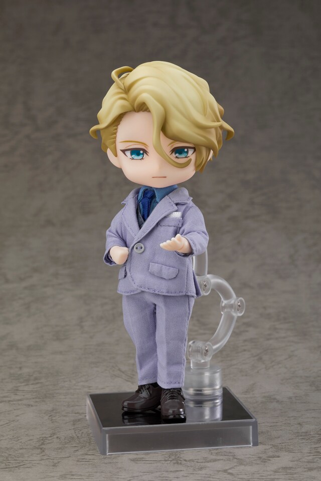 「ねんどろいどどーる リチャード・ラナシンハ・ドヴルピアン」の肌の色味は、キャラクターのオリジナルカラーが採用されている。