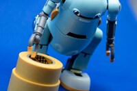 メカトロウィーゴをモチーフにしたプログラミング学習用ロボット。