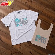 ヒイロのTシャツとショッピングバッグ。