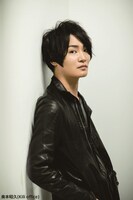 谷垣源次郎役の細谷佳正。