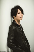 谷垣源次郎役の細谷佳正。