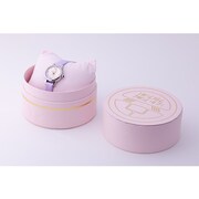 「クリィミーコンパクト」に見立てたラウンド型のボックス。