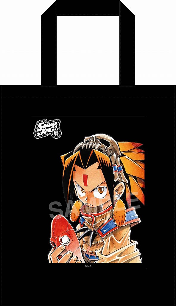 トートバッグ＆下敷きセット付き前売券。
