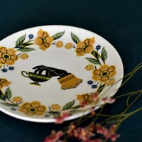 「九谷焼プレート（リヴァイ）」使用イメージ