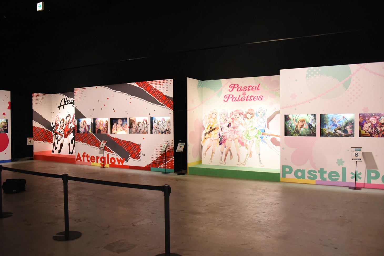 「ガルパ展」の様子。