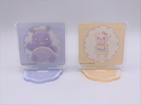 「ミニアクリルスタンド（ブラインド）15th Anniversary ver.」の使用イメージ。