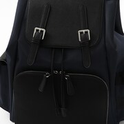 八九寺真宵モデルのバッグ。