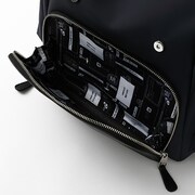 八九寺真宵モデルのバッグ。