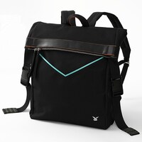 斧乃木余接モデルのバッグ。