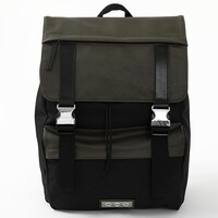 忍野忍モデルのバッグ。