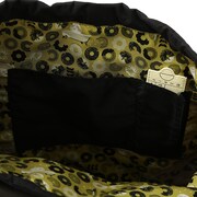 忍野忍モデルのバッグ。