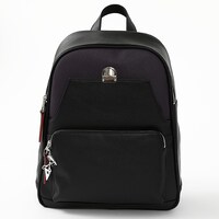 戦場ヶ原ひたぎモデルのバッグ。