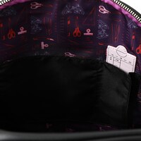 戦場ヶ原ひたぎモデルのバッグ。