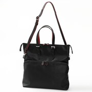 阿良々木暦モデルのバッグ。