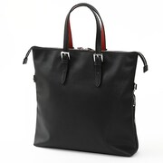 阿良々木暦モデルのバッグ。