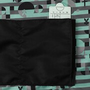 斧乃木余接モデルのバッグ。