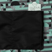 斧乃木余接モデルのバッグ。