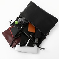 阿良々木暦モデルのバッグ。