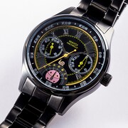 八九寺真宵モデルの腕時計。