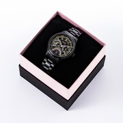 忍野忍モデルの腕時計ケース。