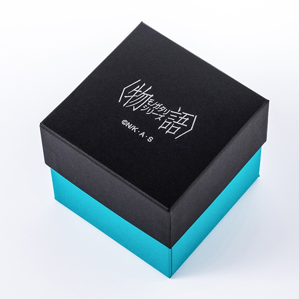 斧乃木余接モデルの腕時計ケース。