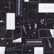 戦場ヶ原ひたぎモデルのバッグ。