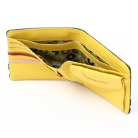 忍野忍モデルの財布。