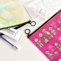 「オーロラポーチ」の使用例。