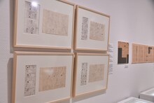 「長谷川町子の漫画創作秘話」の様子。