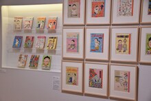 「長谷川町子の漫画創作秘話」の様子。