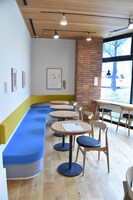 購買部・喫茶部の様子。