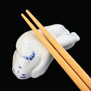 「まどろむ箸置き」（陶芸協力：kamakura 山陶芸工房）