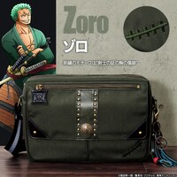 ゾロをイメージした「ワンピース ショルダーバッグ ＜STRONG THREE＞」。