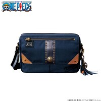 サンジをイメージした「ワンピース ショルダーバッグ ＜STRONG THREE＞」。