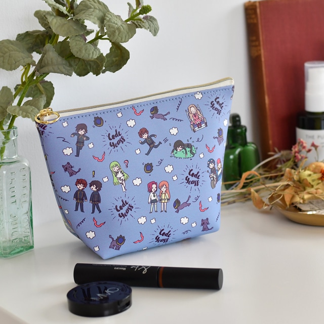 「総柄ポーチ」