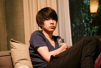 映画「窮鼠はチーズの夢を見る」新場面写真。