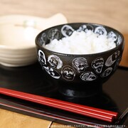 「茶碗 巨人だらけ」の使用例。