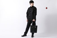 トートバッグの使用イメージ。