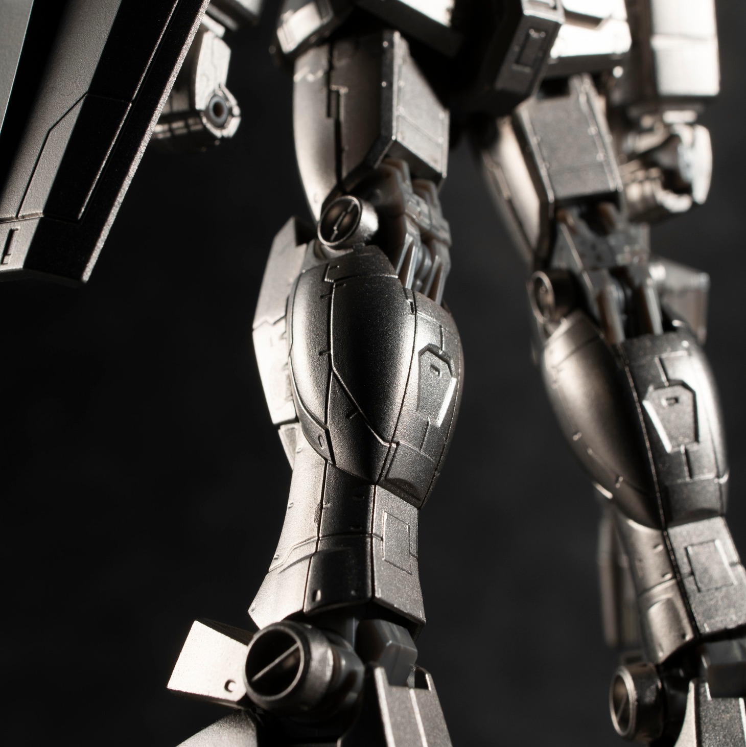 「ガンダリウム合金モデル 1/144 RX-78-2ガンダム」