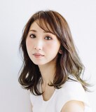 ミナ役の愛原実花。