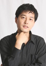 マシュー役の伊藤裕一。