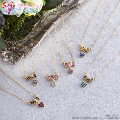 「ハートクリスタルアクセサリーシリーズ Eternal バージョン」のネックレス。