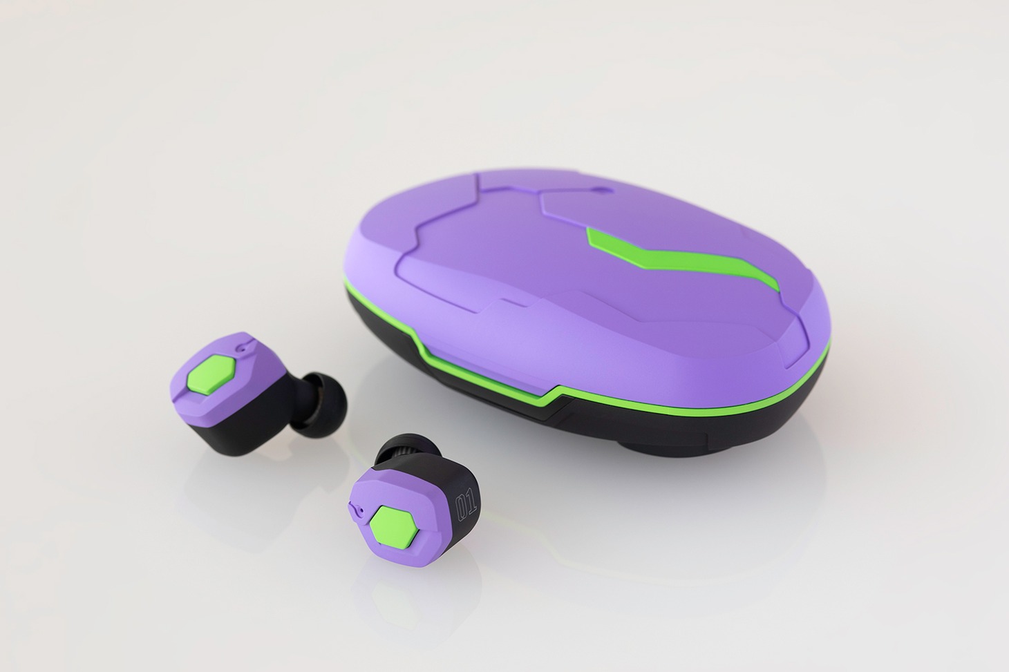 「EVA2020 × final 完全ワイヤレスイヤホン」初号機モデル