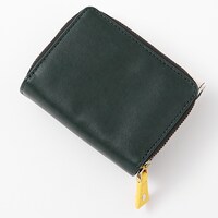 HE★VENS・帝ナギモデルの財布。