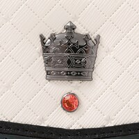 HE★VENS・鳳瑛一モデルの財布。