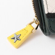 HE★VENS・帝ナギモデルの財布。