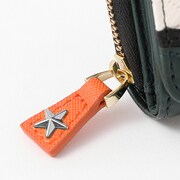 HE★VENS・桐生院ヴァンモデルの財布。