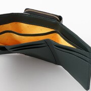 HE★VENS・帝ナギモデルの財布。